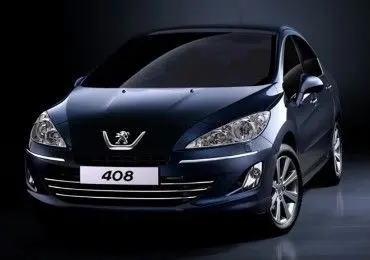 Городской седан за миллион: озвучена стоимость нового Peugeot 408